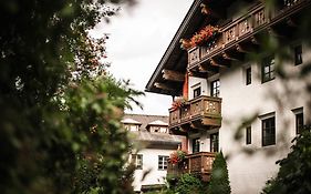 Strasserwirt - Herrenansitz zu Tirol